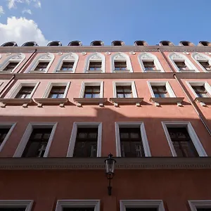 palazzo-rosso.poznan-hotels.com/