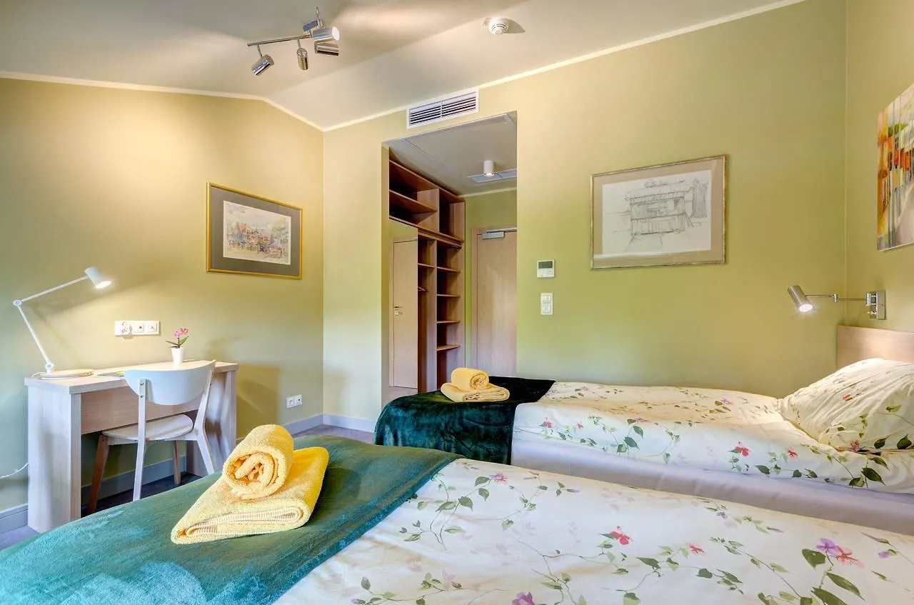Ratusz B&B Gdansk 3*,  Poland